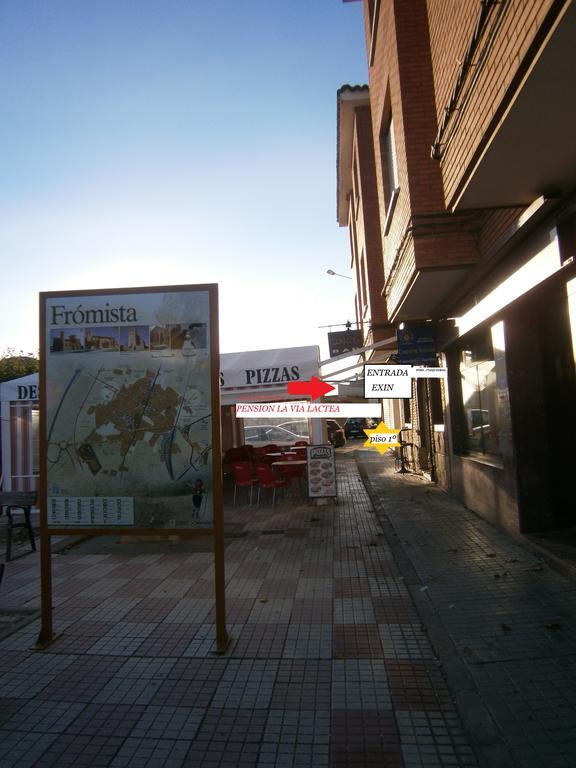מלון Frómista Apartamento Pension La Via Lactea מראה חיצוני תמונה
